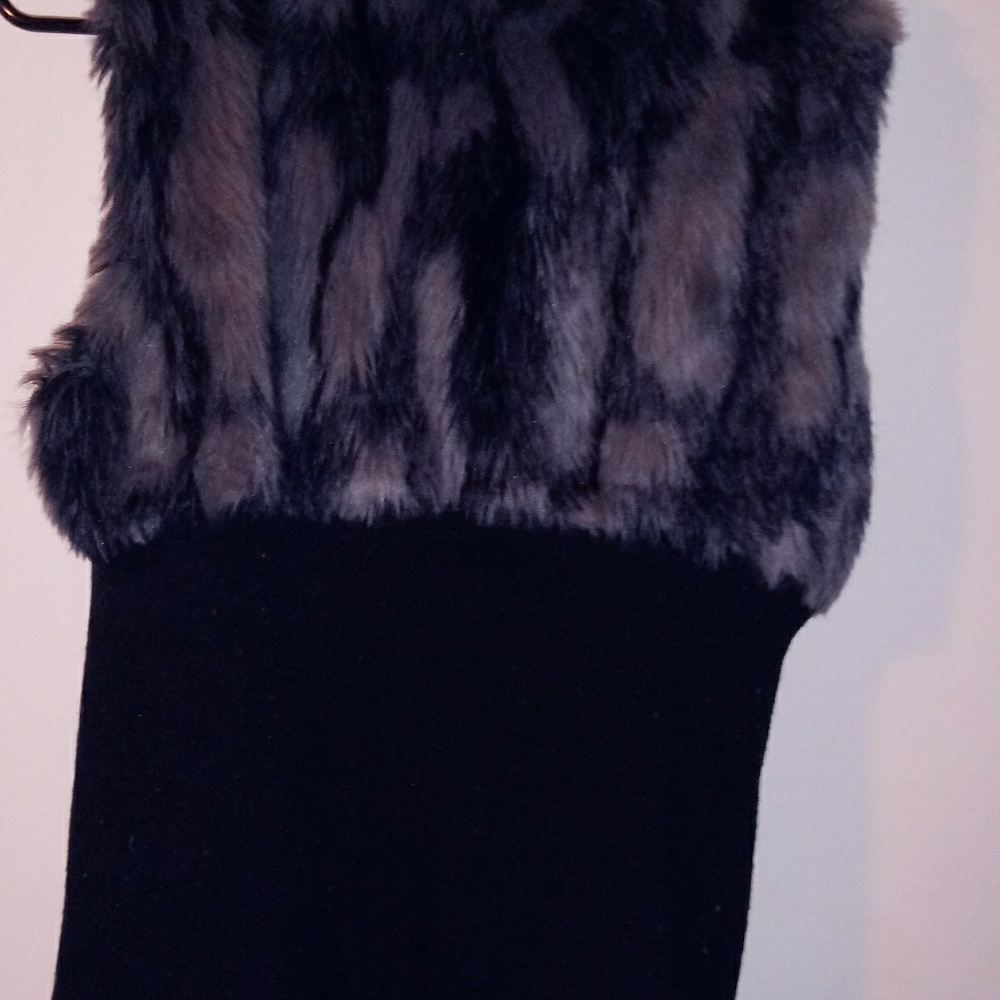 Fur vest